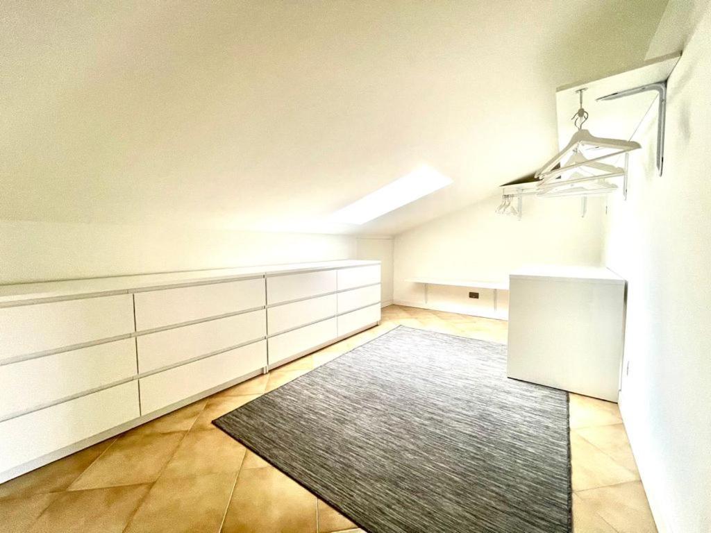 Domus Verona - Ampia Moderna Casa Su 2 Piani Nel Cuore Di Verona Bagian luar foto