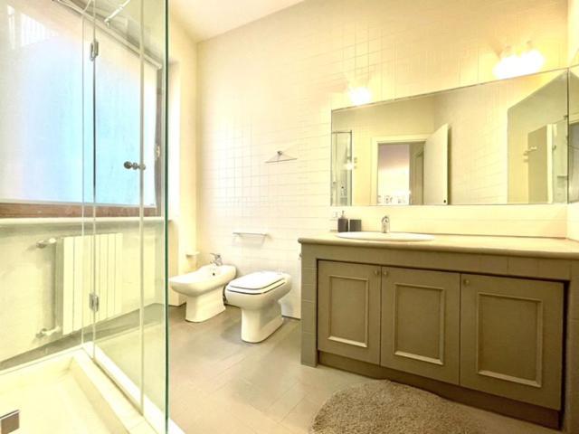Domus Verona - Ampia Moderna Casa Su 2 Piani Nel Cuore Di Verona Bagian luar foto